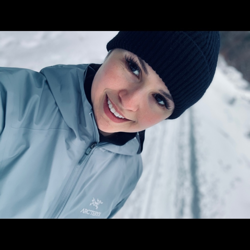 Meet your Posher, Alejandra